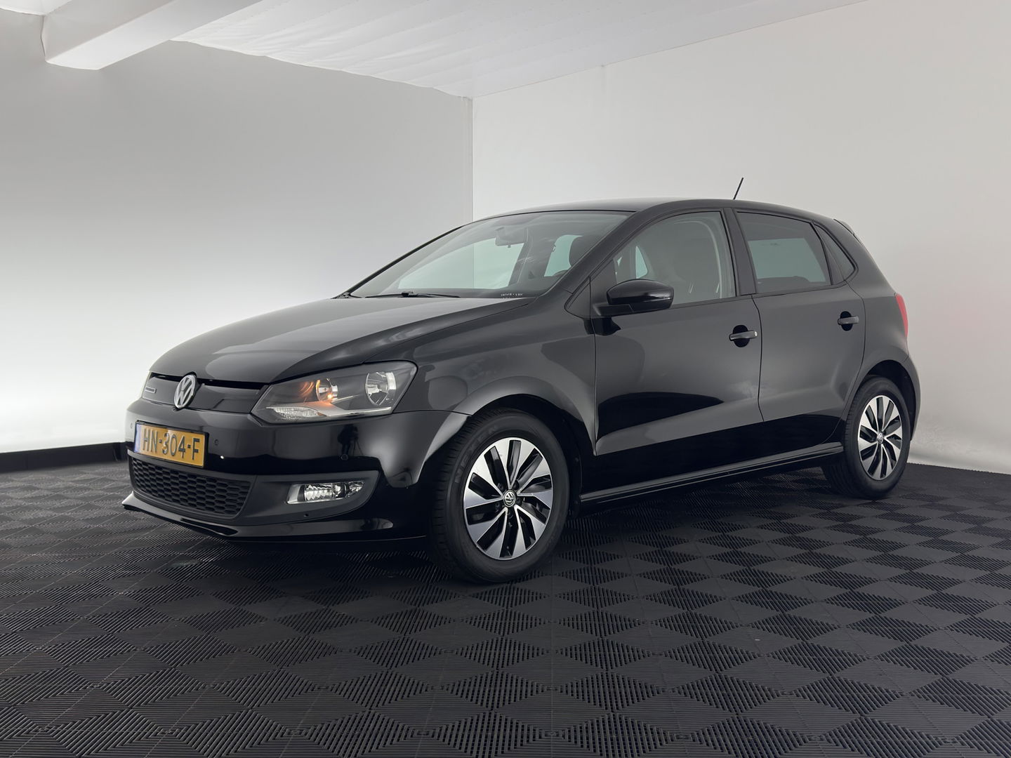 Volkswagen Polo 1.4 TDI Business Edition *NAVI-FULLMAP | AIRCO | CRUISE | PDC | CARPLAY | COMFORT-SEATS |  PRIVACY-GLASS  | 15''ALU*