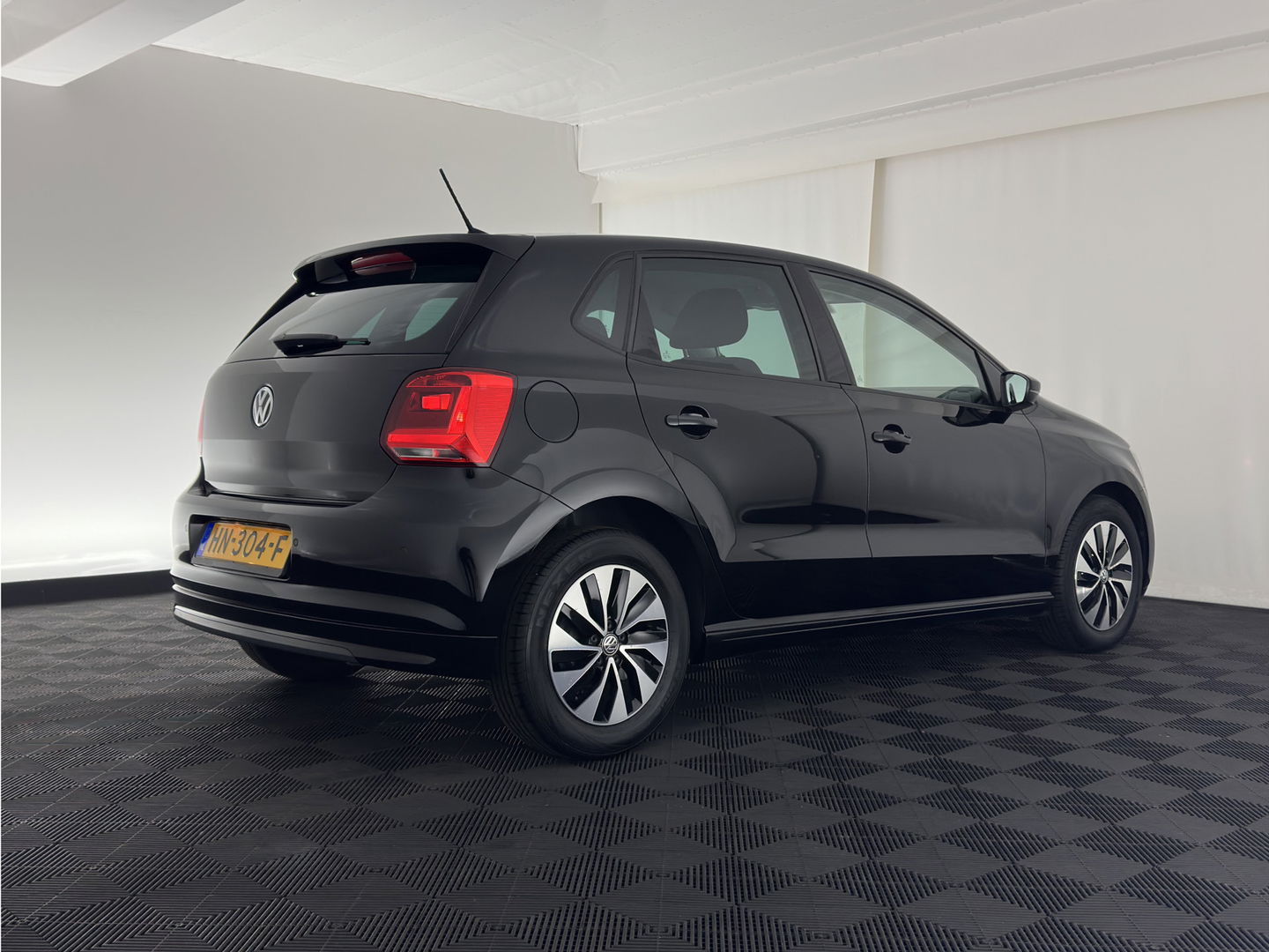 Volkswagen Polo 1.4 TDI Business Edition *NAVI-FULLMAP | AIRCO | CRUISE | PDC | CARPLAY | COMFORT-SEATS |  PRIVACY-GLASS  | 15''ALU*