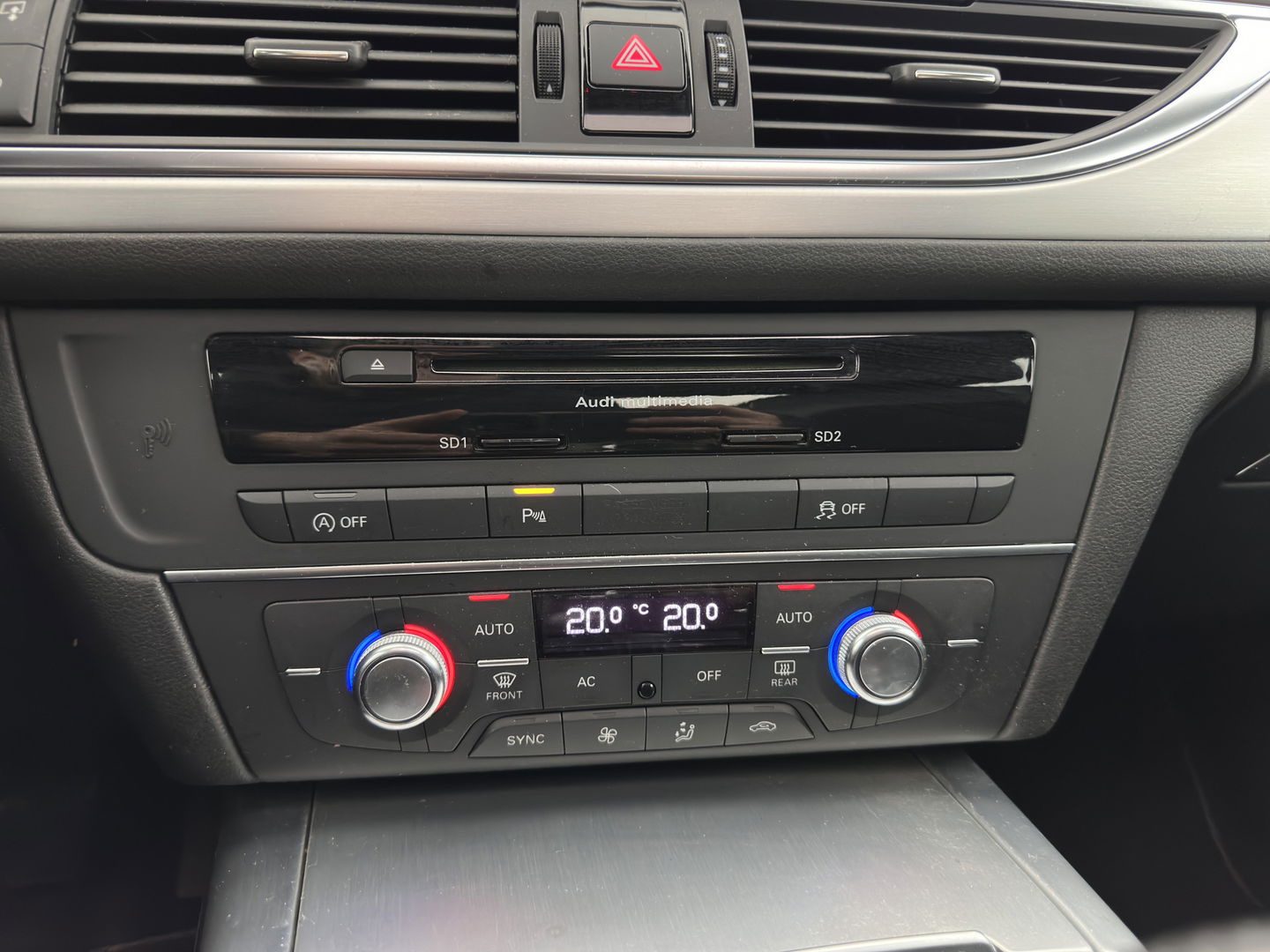 Audi A6 Limousine 2.0 TFSI S-Line Sportpack Pro Line Aut. *PANO | LEATHER-FABRIC | XENON | NAVI-FULLMAP | KEYLESS | SPORT-SEATS | ECC | PDC | CRUISE | TOWBAR | 19''ALU*