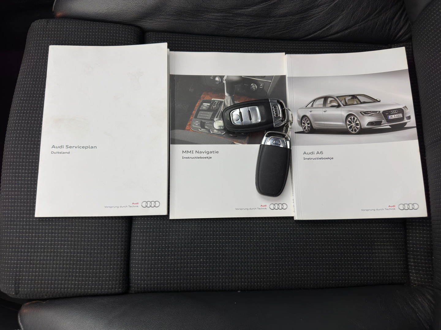 Audi A6 Limousine 2.0 TFSI S-Line Sportpack Pro Line Aut. *PANO | LEATHER-FABRIC | XENON | NAVI-FULLMAP | KEYLESS | SPORT-SEATS | ECC | PDC | CRUISE | TOWBAR | 19''ALU*