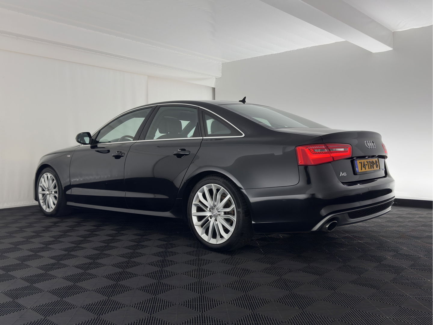Audi A6 Limousine 2.0 TFSI S-Line Sportpack Pro Line Aut. *PANO | LEATHER-FABRIC | XENON | NAVI-FULLMAP | KEYLESS | SPORT-SEATS | ECC | PDC | CRUISE | TOWBAR | 19''ALU*