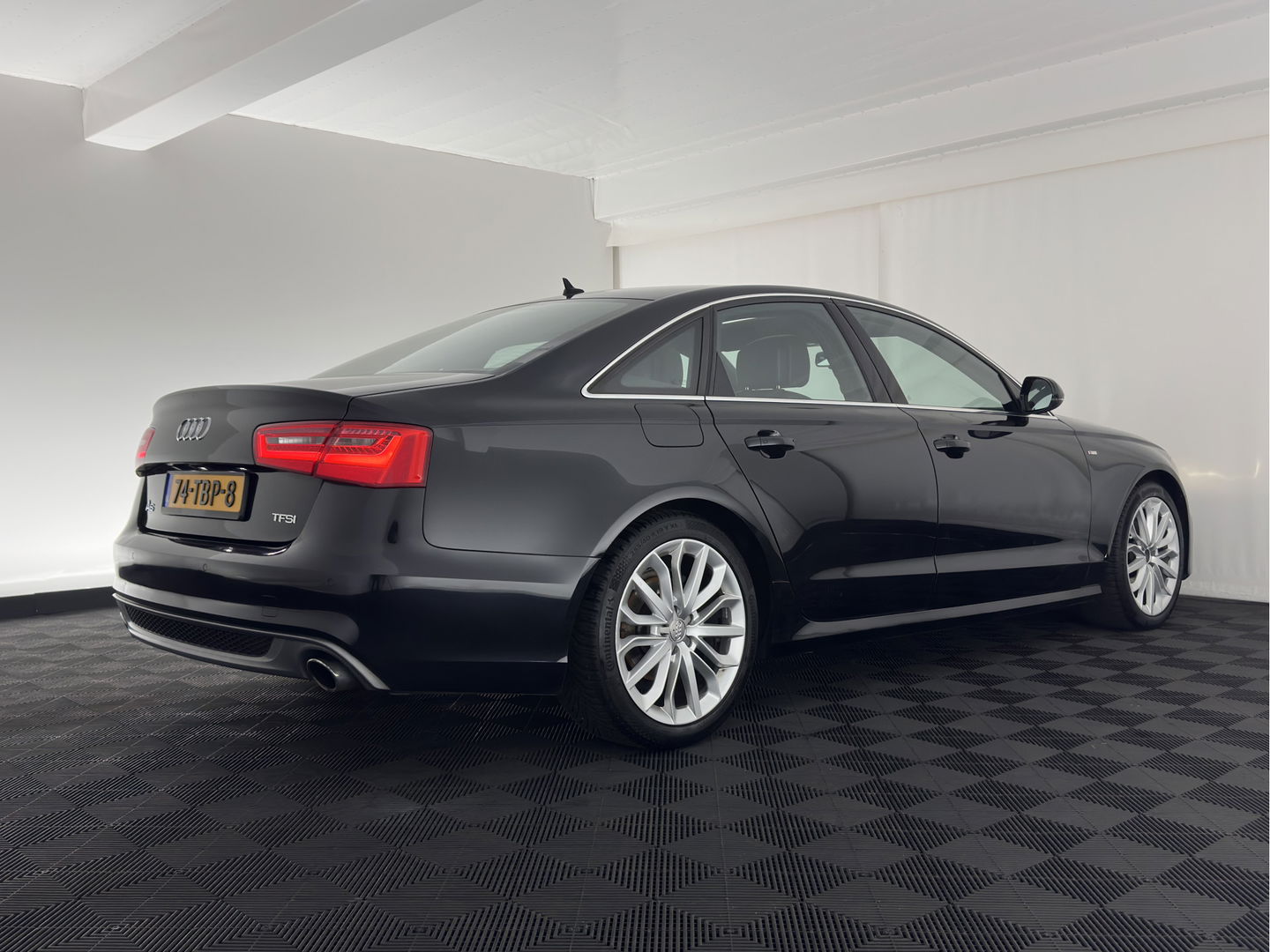 Audi A6 Limousine 2.0 TFSI S-Line Sportpack Pro Line Aut. *PANO | LEATHER-FABRIC | XENON | NAVI-FULLMAP | KEYLESS | SPORT-SEATS | ECC | PDC | CRUISE | TOWBAR | 19''ALU*