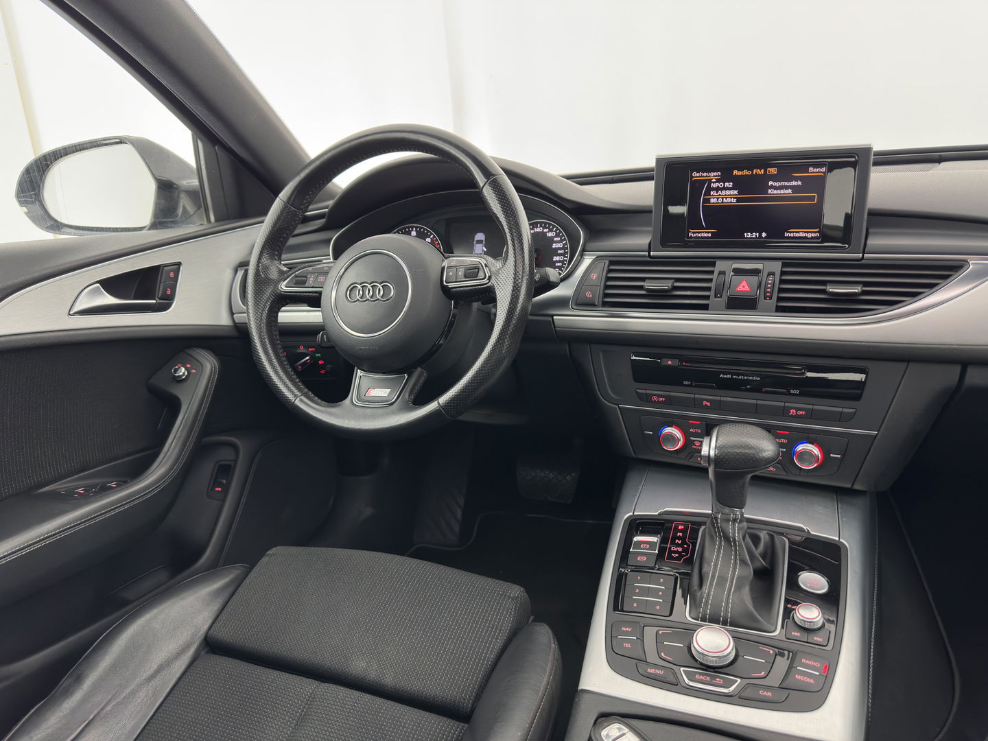 Audi A6 Limousine 2.0 TFSI S-Line Sportpack Pro Line Aut. *PANO | LEATHER-FABRIC | XENON | NAVI-FULLMAP | KEYLESS | SPORT-SEATS | ECC | PDC | CRUISE | TOWBAR | 19''ALU*