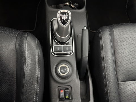 Mitsubishi Outlander 2.0 PHEV Instyle (INCL.BTW) Aut *PANO | FULL-LEATHER | XENON | NAVI-FULLMAP | KEYLESS | CAMERA | HEATED-COMFORTSEATS | ECC | SHIFT-PADDLES | PDC | CRUISE | PRIVACY-GLASS | DAB | TOWBAR | 18''ALU *