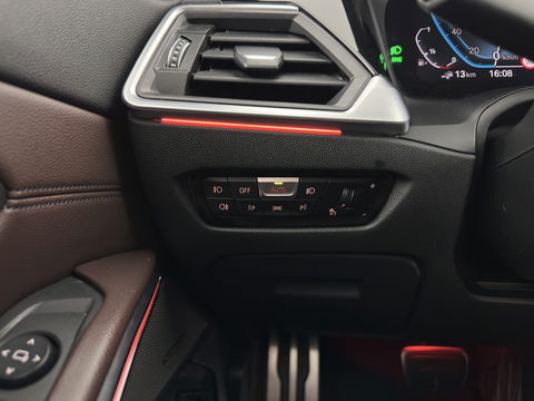 BMW 3 Serie Touring 320e Business Edition Plus M-Sportpack (INCL.BTW) *PANO | LASER-LED | LUXURY-LEATHER | HEATED-SPORTSEATS | HARMAN/KARDON | VIRTUAL-COCKPIT | AMBIENT-LIGHT | NAVI-FULLMAP | DAB+ | 18''ALU*