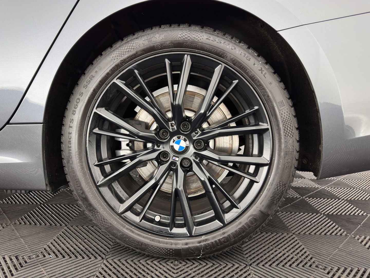 BMW 3 Serie Touring 320e Business Edition Plus M-Sportpack (INCL.BTW) *PANO | LASER-LED | LUXURY-LEATHER | HEATED-SPORTSEATS | HARMAN/KARDON | VIRTUAL-COCKPIT | AMBIENT-LIGHT | NAVI-FULLMAP | DAB+ | 18''ALU*