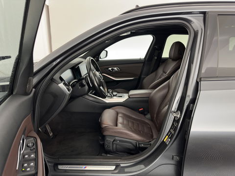 BMW 3 Serie Touring 320e Business Edition Plus M-Sportpack (INCL.BTW) *PANO | LASER-LED | LUXURY-LEATHER | HEATED-SPORTSEATS | HARMAN/KARDON | VIRTUAL-COCKPIT | AMBIENT-LIGHT | NAVI-FULLMAP | DAB+ | 18''ALU*
