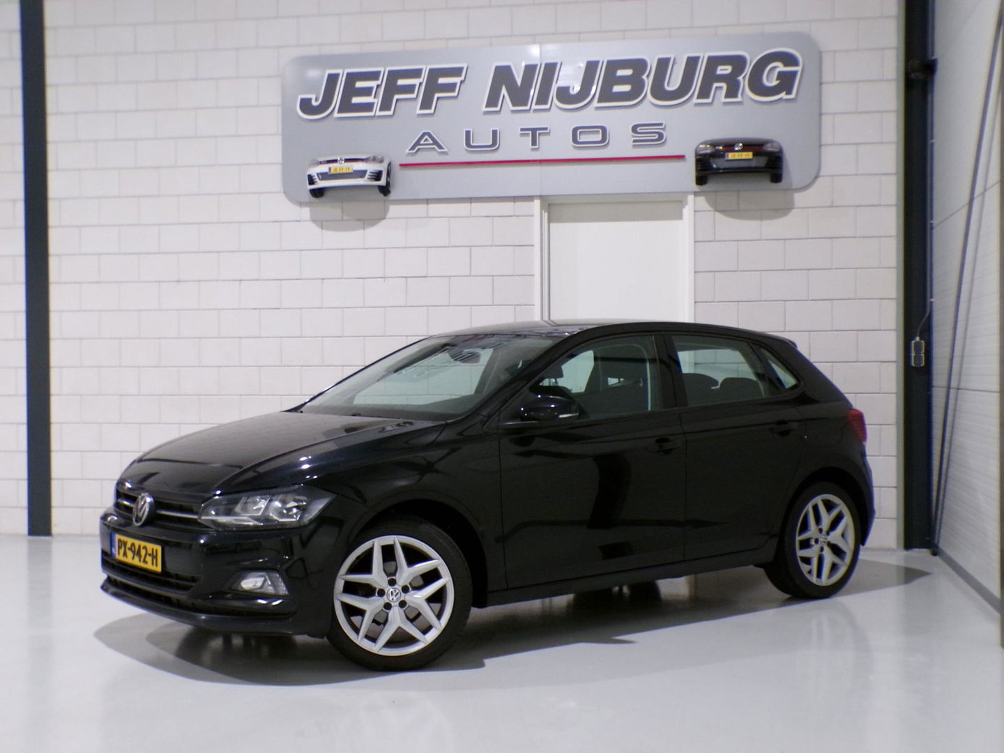 Volkswagen Polo 1.0 TSI Comfortline "Origineel NL!" Apple-Carplay Parkeersensoren Adaptive-Cruise Climatronic Dealer-onderhouden