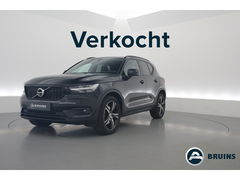 Volvo XC40 2.0 B4 R-Design | Elek. stoelen | ACC | H&K Audio | 360 camera | 19 inch | Stoel+ stuurverw. |