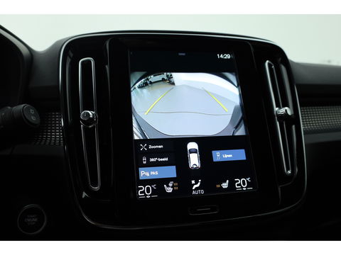 Volvo XC40 2.0 B4 R-Design | Elek. stoelen | ACC | H&K Audio | 360 camera | 19 inch | Stoel+ stuurverw. |