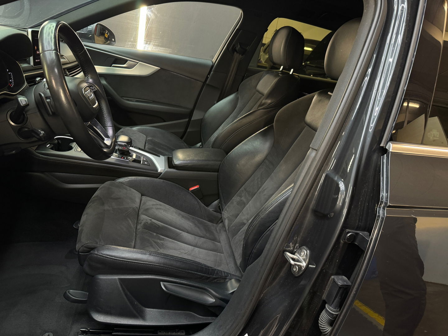 Audi A4 AVANT 2.0 TFSI MHEV Design Pro Line Keyless|ACC|Lane