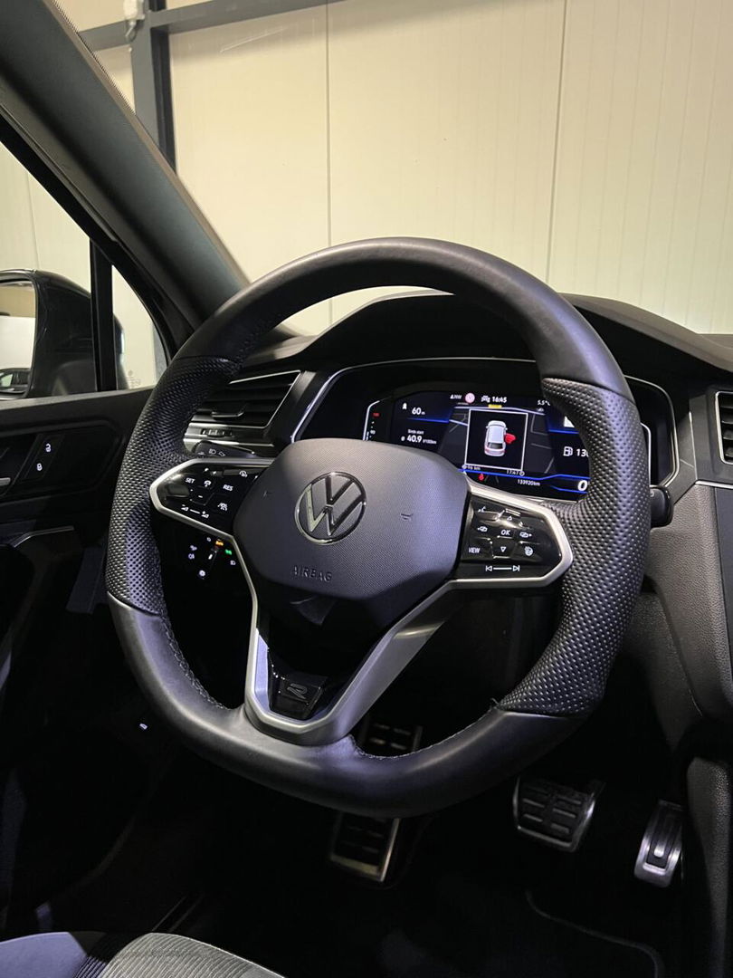 Volkswagen Tiguan 1.5 TSI R-Line Black Edition Trekhaak VOL!