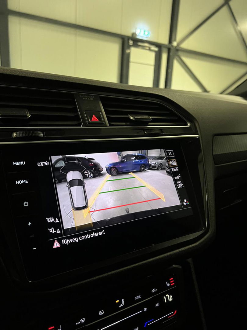 Volkswagen Tiguan 1.5 TSI R-Line Black Edition Trekhaak VOL!