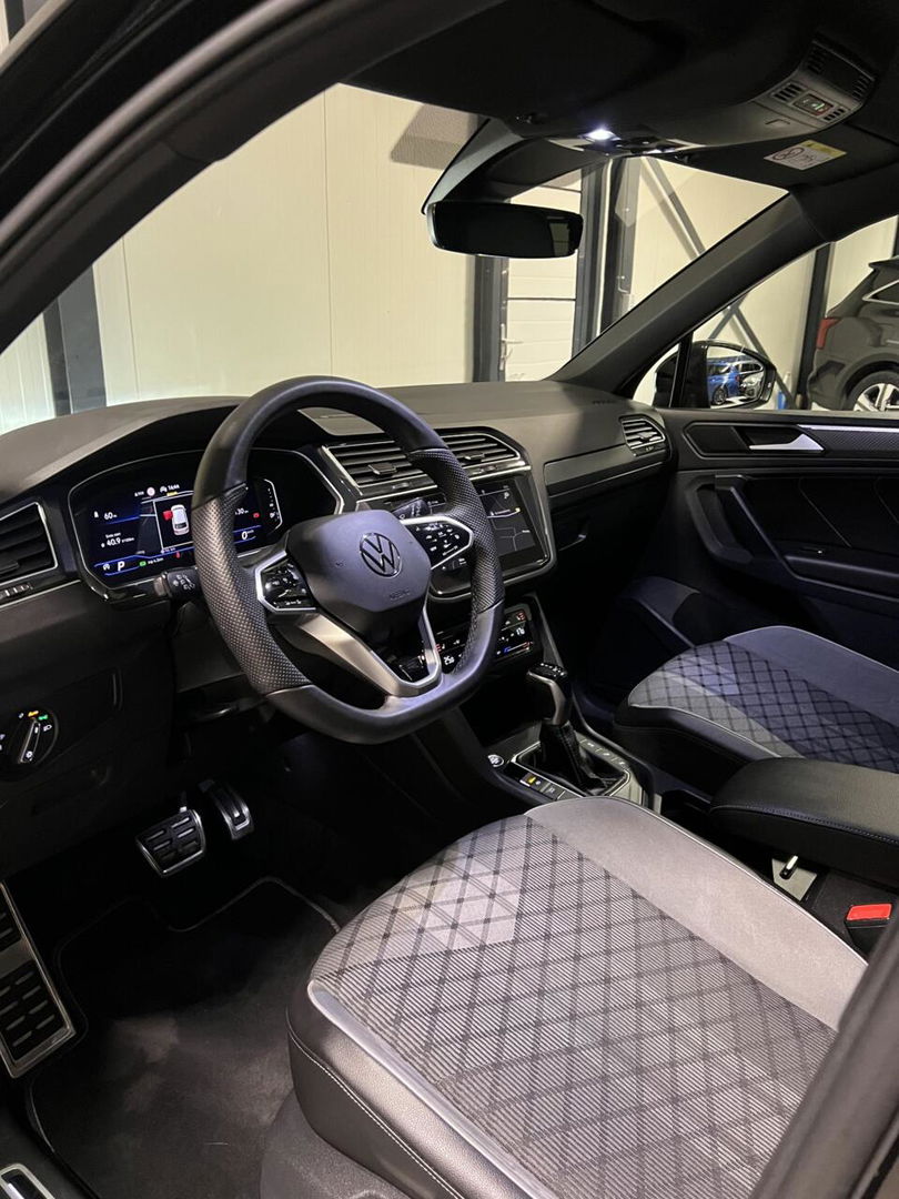Volkswagen Tiguan 1.5 TSI R-Line Black Edition Trekhaak VOL!