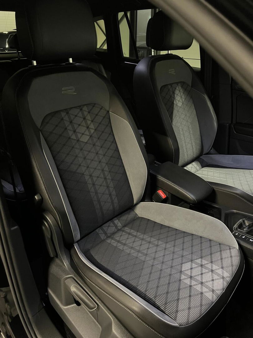 Volkswagen Tiguan 1.5 TSI R-Line Black Edition Trekhaak VOL!