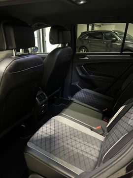 Volkswagen Tiguan 1.5 TSI R-Line Black Edition Trekhaak VOL!