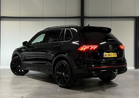 Volkswagen Tiguan 1.5 TSI R-Line Black Edition Trekhaak VOL!