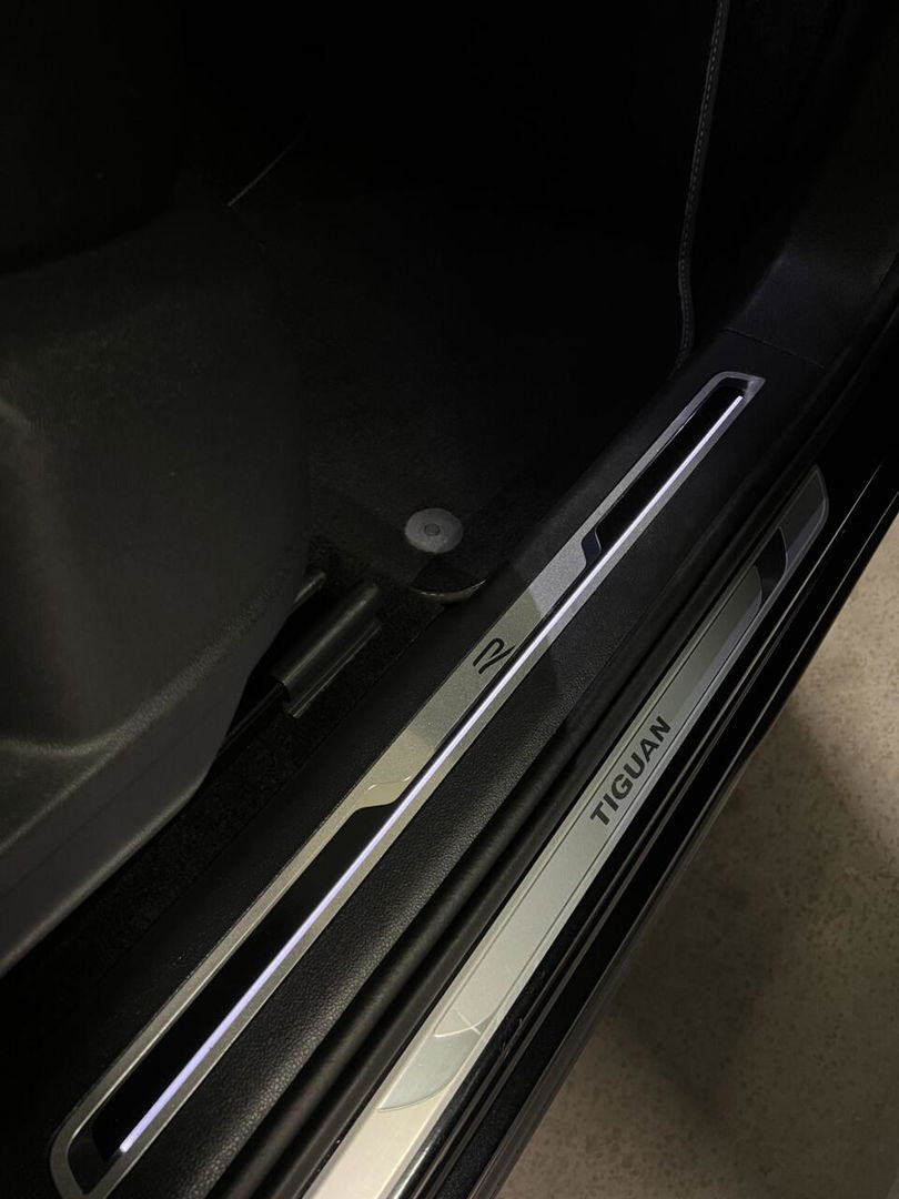 Volkswagen Tiguan 1.5 TSI R-Line Black Edition Trekhaak VOL!