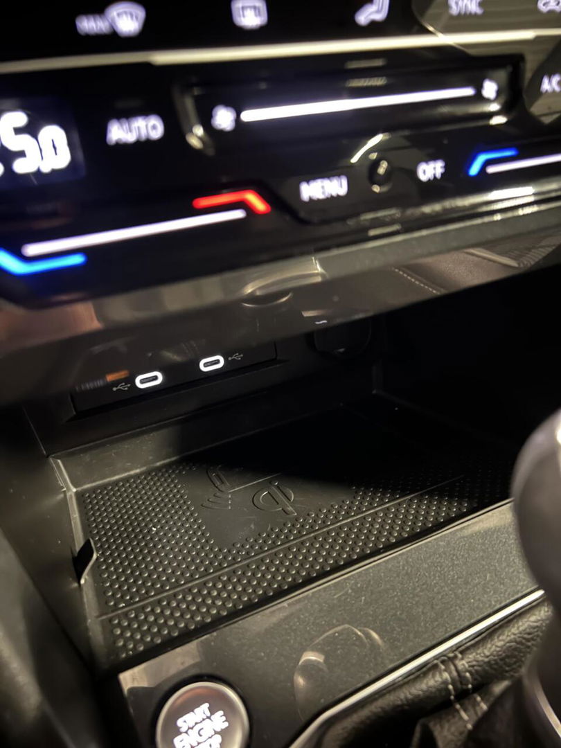 Volkswagen Tiguan 1.5 TSI R-Line Black Edition Trekhaak VOL!