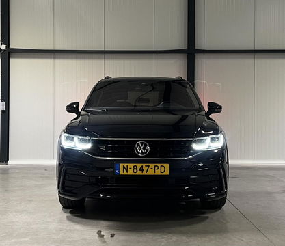 Volkswagen Tiguan 1.5 TSI R-Line Black Edition Trekhaak VOL!