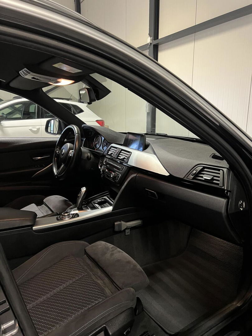 BMW 3 Serie Touring M-Sport Edition Executive Harman/kardon