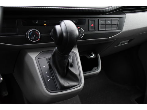 Volkswagen Transporter 2.0 TDI L2H1 DC 30 Bulli Edition Camera, Cruise, Carplay, LED, Leder, 150pk, Stoelverwarming, Standkachel, Uniek!