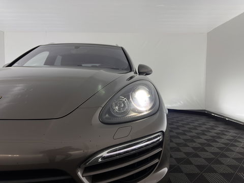 Porsche Cayenne 3.0 D Aut. *LEATHER | XENON | MEMORY-PACK | BLIND-SPOT | CAMERA | AIR-SUSPENSION | HEATED-COMFORTSEATS | NAVI-FULLMAP | SHIFT-PADDLES | PRIVACY-GLASS | TOWBAR | 21''ALU*