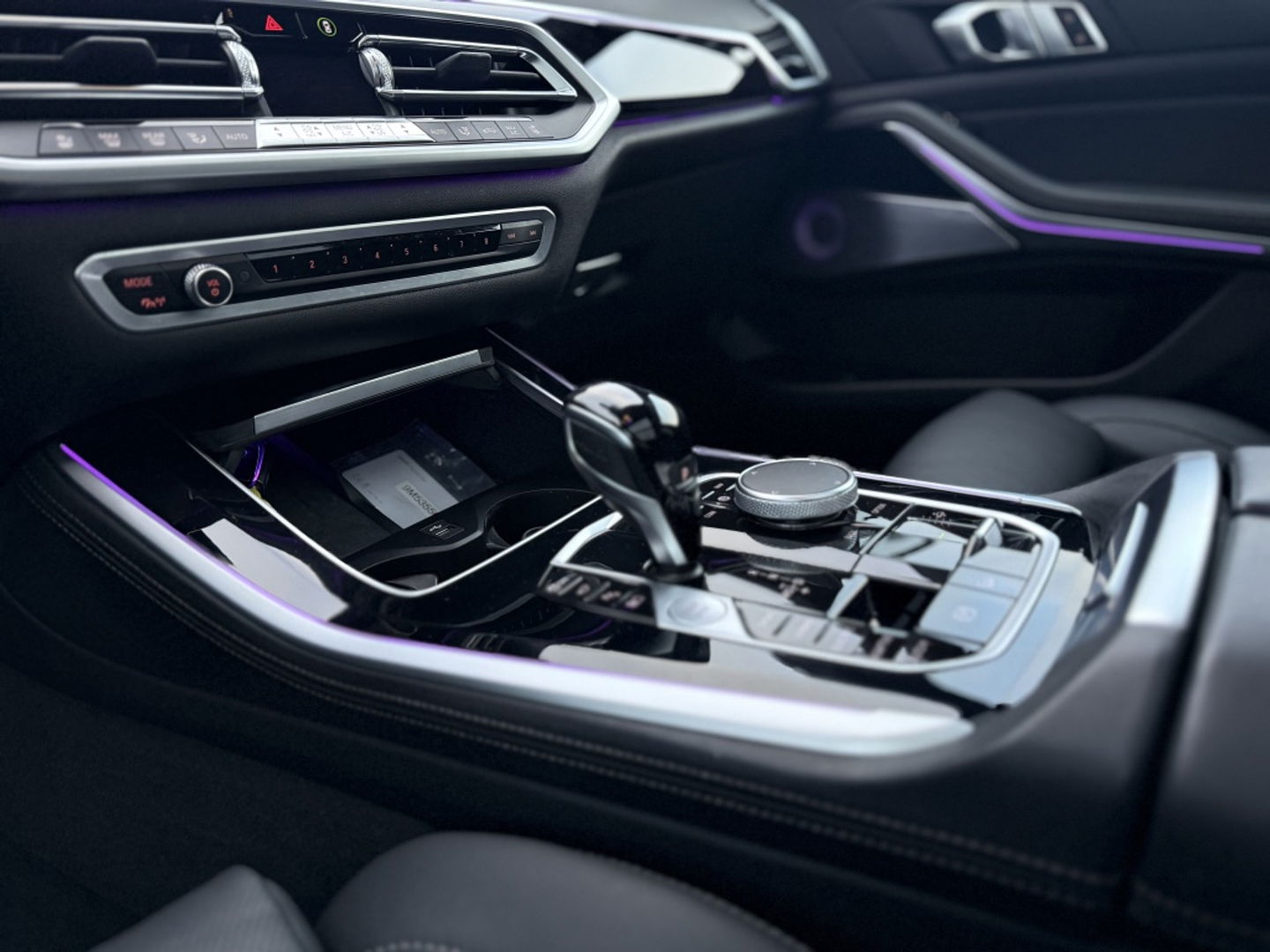 BMW X5 45e 394PK X-drive / M-Sport Pro / Individual / B&W / 360°