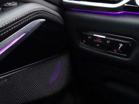 BMW X5 45e 394PK X-drive / M-Sport Pro / Individual / B&W / 360°