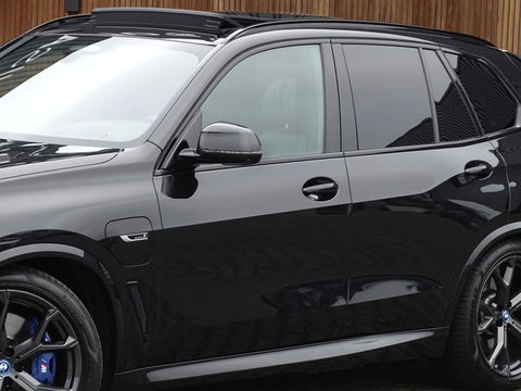 BMW X5 45e 394PK X-drive / M-Sport Pro / Individual / B&W / 360°