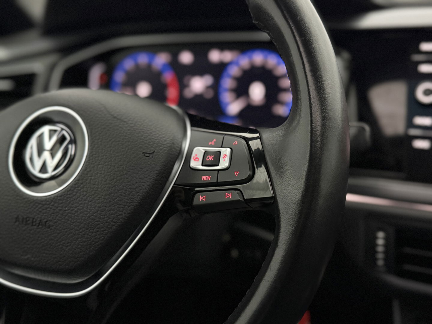 Volkswagen Polo 1.0 TSI R-Line | Pano | Camera | Adap. Cruise | Carplay | Virtual | NAP