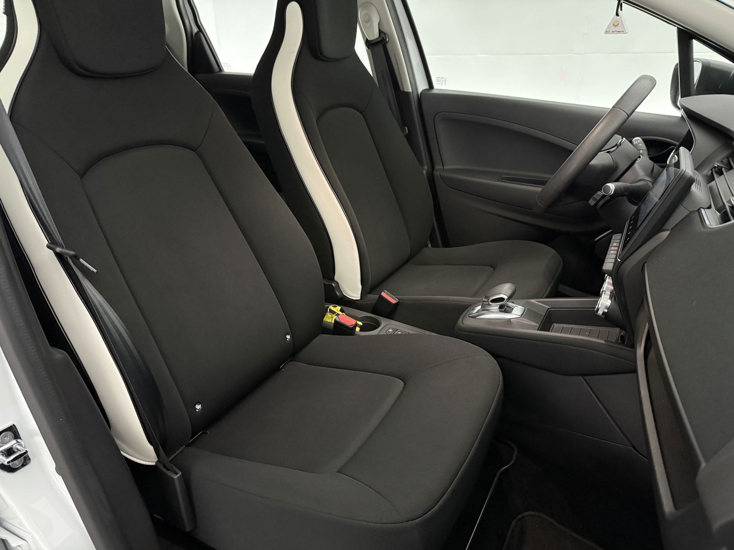 Renault ZOE 50 kWh Life Huur accu | SOH 93% | Carplay | Cruise | Airco | Keyless