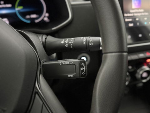 Renault ZOE 50 kWh Life Huur accu | SOH 93% | Carplay | Cruise | Airco | Keyless