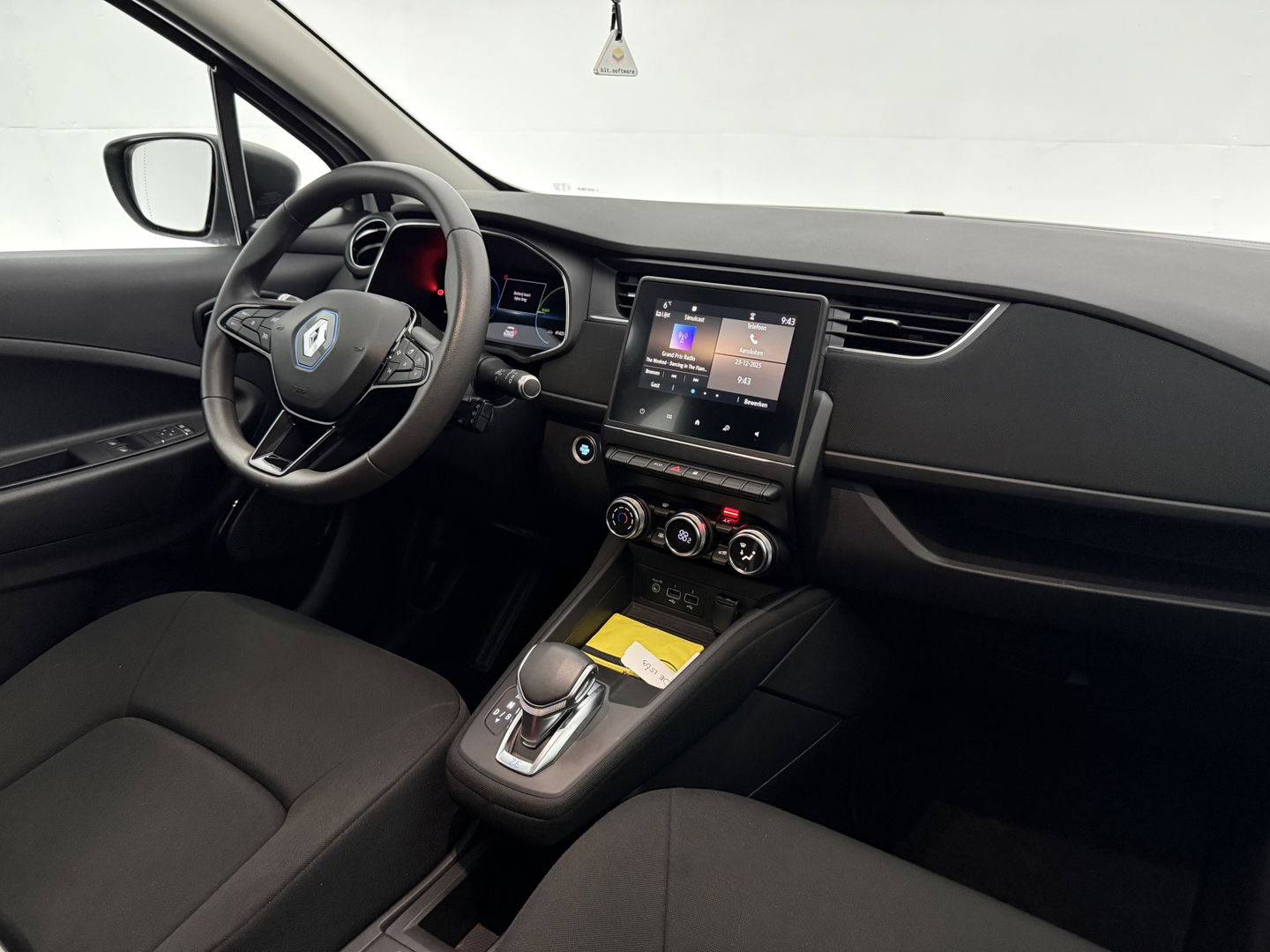 Renault ZOE 50 kWh Life Huur accu | SOH 93% | Carplay | Cruise | Airco | Keyless