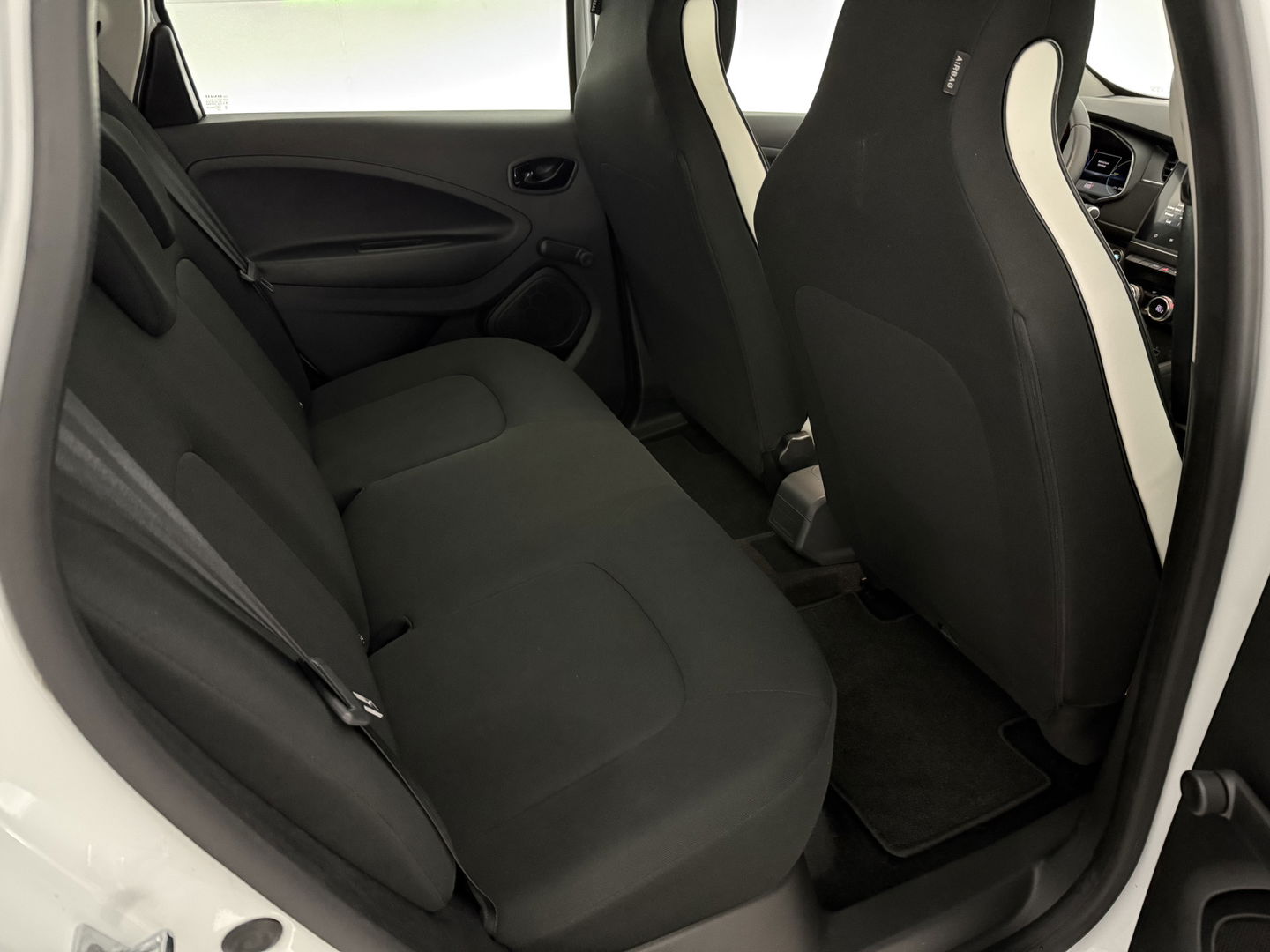 Renault ZOE 50 kWh Life Huur accu | SOH 93% | Carplay | Cruise | Airco | Keyless