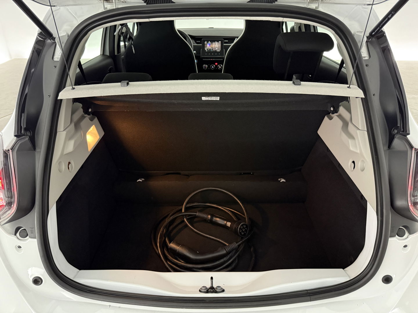 Renault ZOE 50 kWh Life Huur accu | SOH 93% | Carplay | Cruise | Airco | Keyless