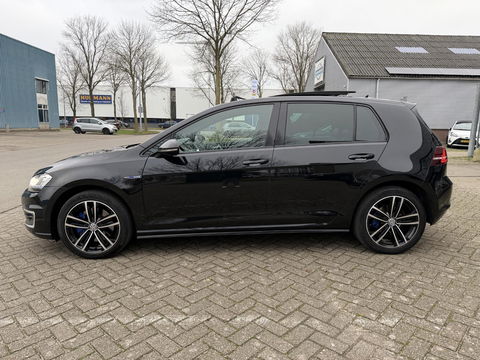 Volkswagen Golf 1.4 TSI GTE Leder l Pano l accupakket 2021