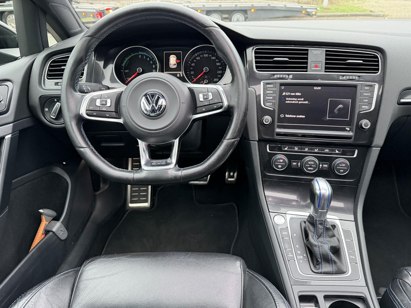 Volkswagen Golf 1.4 TSI GTE Leder l Pano l accupakket 2021
