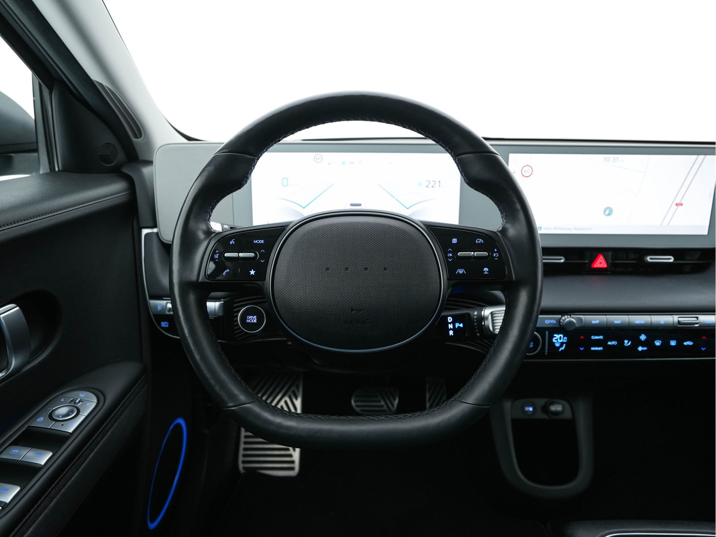 Hyundai IONIQ 5 Connect+ 73kWh [ 3-Fase ] {SOH-97%} (INCL-BTW) Aut *HEATPUMP | LEATHER | BOSE-AUDIO | FULL-LED | DIGI-COCKPIT | AMBIENT-LIGHT | DAB | SHIFT-PADDLES | HEAD-UP | NAVI-FULLMAP | KEYLESS | CAMERA | HEATED-COMFORTSEATS | ...