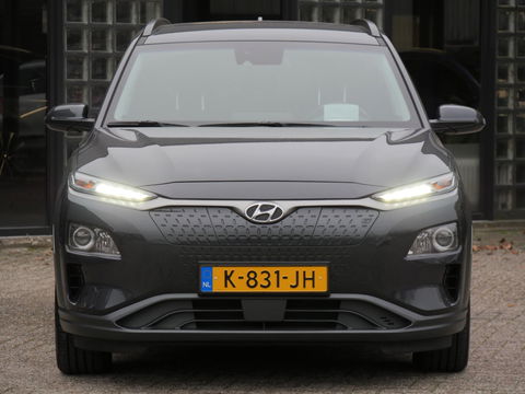 Hyundai KONA EV 64kWh FASHION/ 3-FASE/ SOH 100%/ HEAD-UP/ BLINDSPOT/ KEYLESS