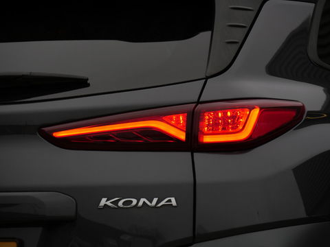 Hyundai KONA EV 64kWh FASHION/ 3-FASE/ SOH 100%/ HEAD-UP/ BLINDSPOT/ KEYLESS
