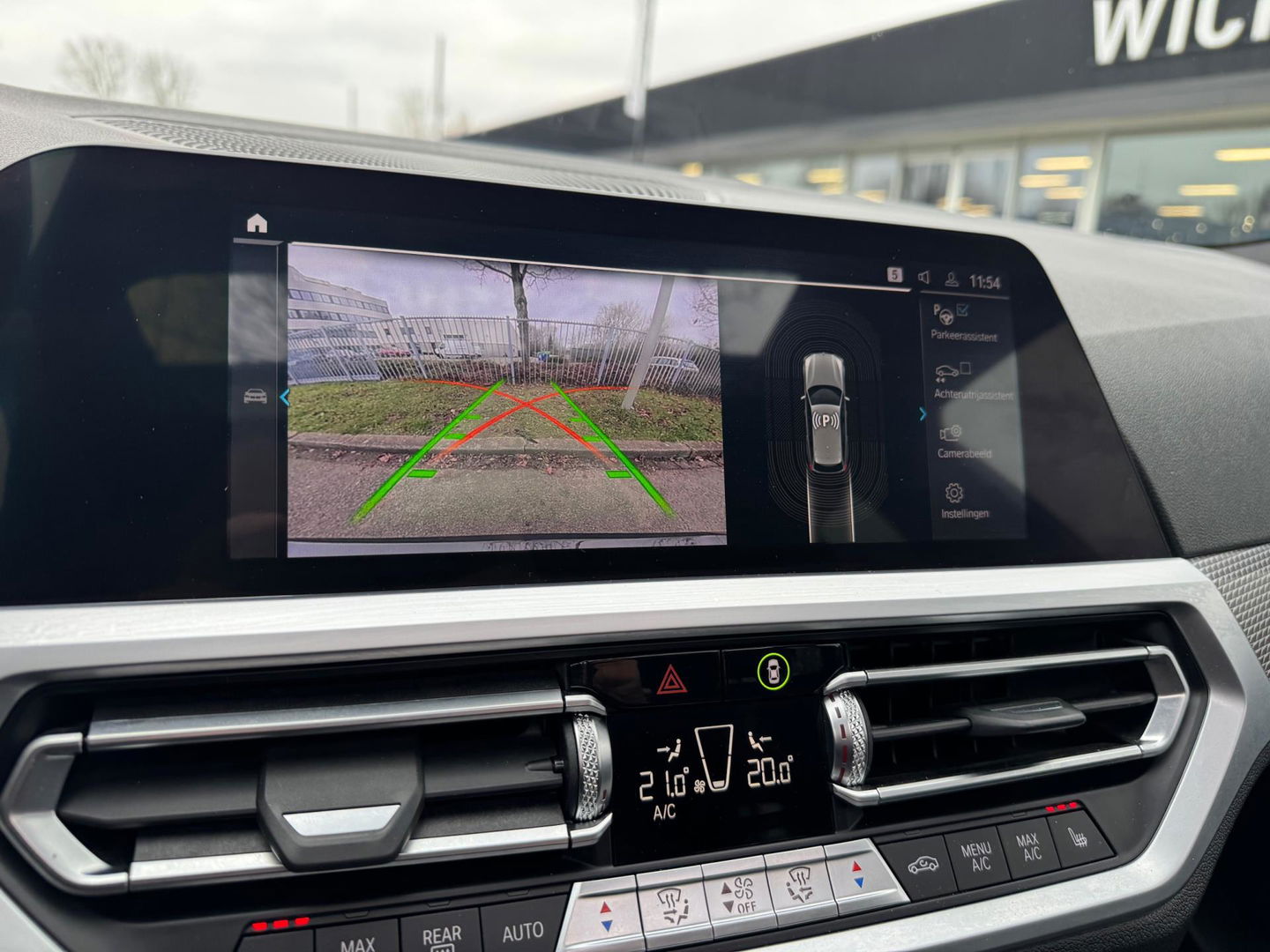 BMW 3 Serie Touring 330e High Executive M sport Panorama Leder Camera