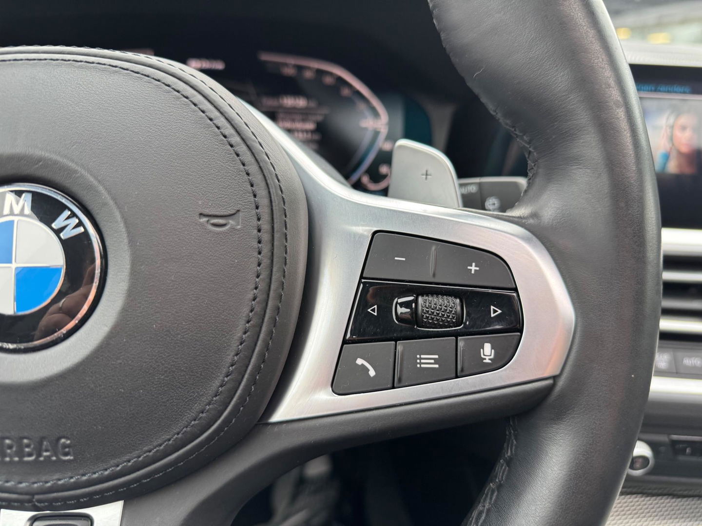 BMW 3 Serie Touring 330e High Executive M sport Panorama Leder Camera