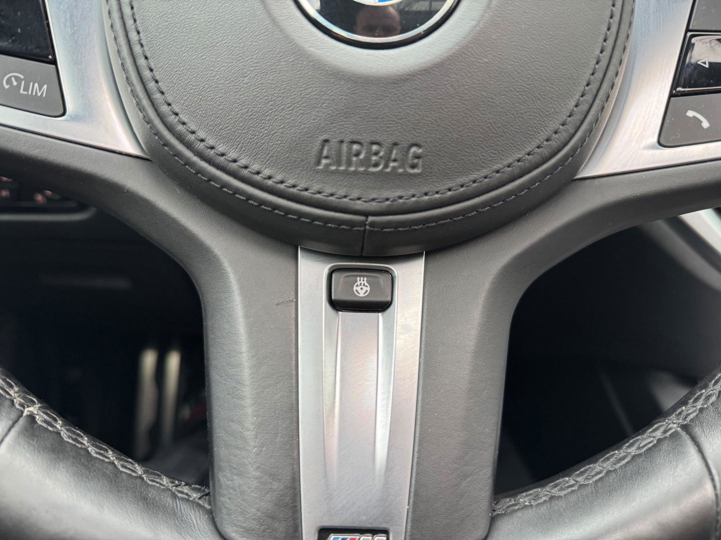 BMW 3 Serie Touring 330e High Executive M sport Panorama Leder Camera