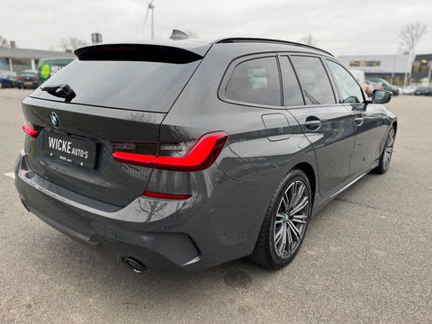 BMW 3 Serie Touring 330e High Executive M sport Panorama Leder Camera