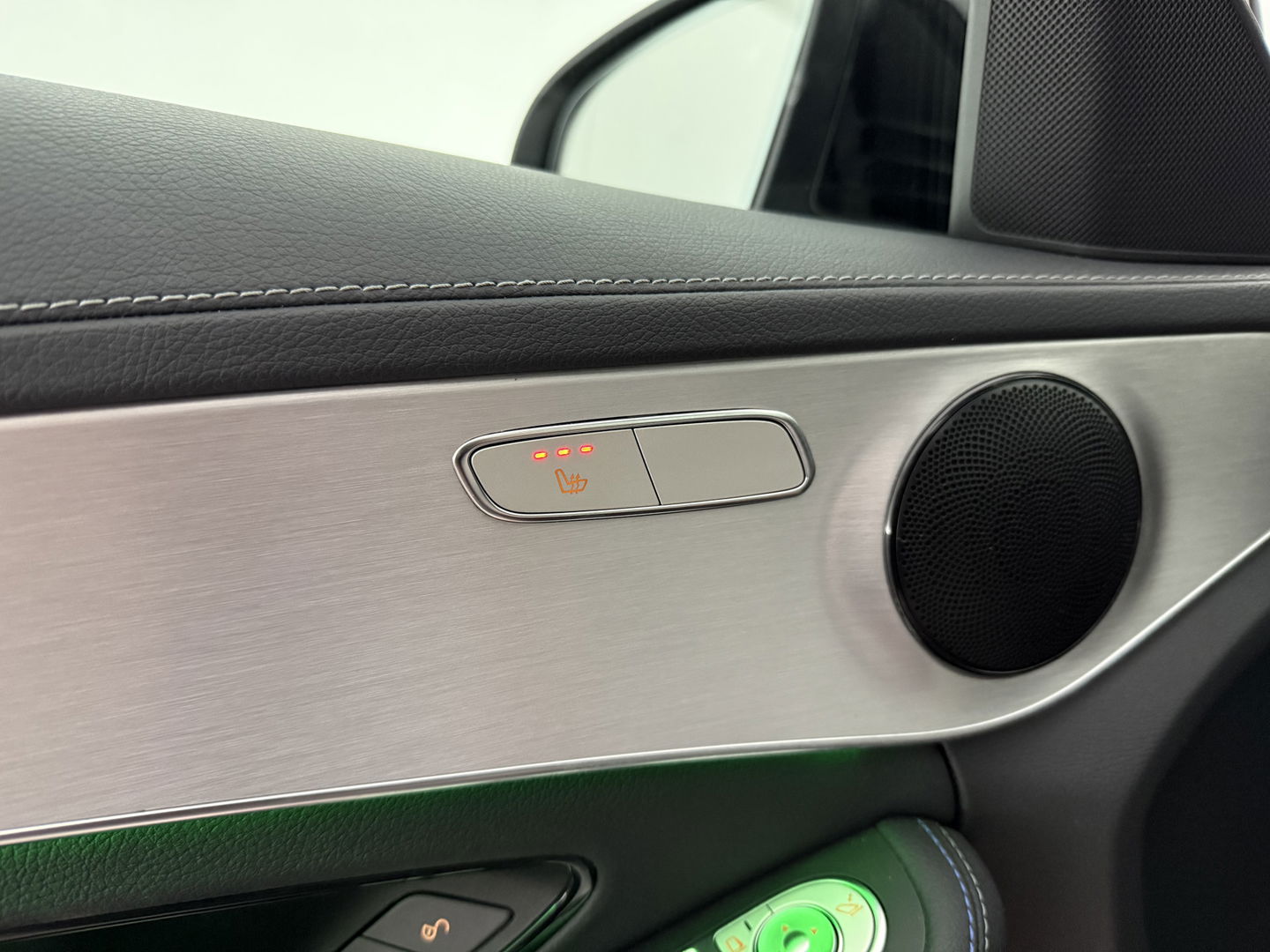 Mercedes-Benz C-Klasse 300 e AMG Limited | SOH 86% | Pano | Sfeer | Virtual | 360° | Trekh. | Stoelverw. | Cruise | Navi | NAP