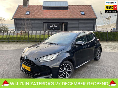 Toyota Yaris 1.5 Hybrid Team Deutschland |Airco ECC Navigatie Parkeercamera |