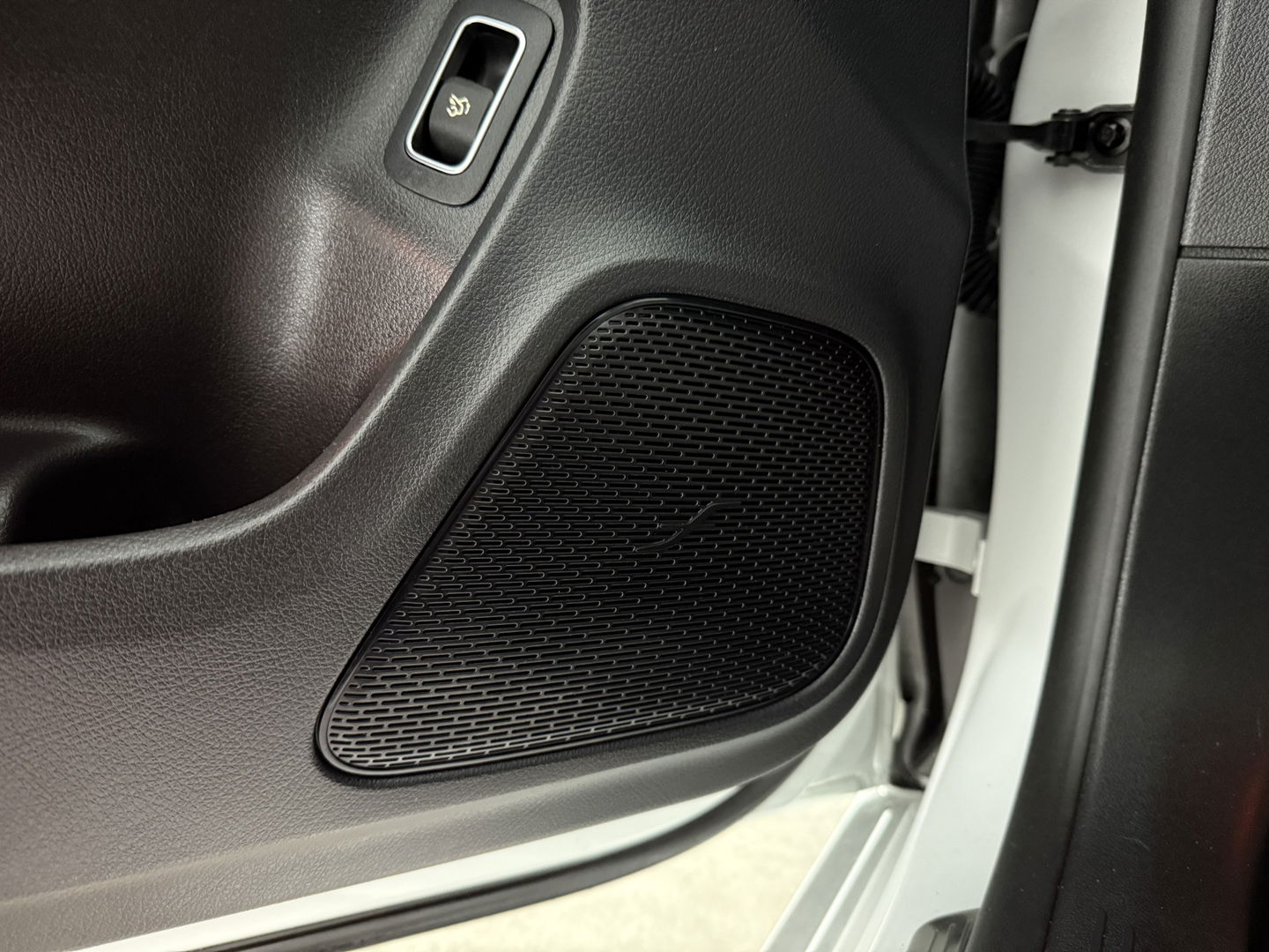 Mercedes-Benz CLA-Klasse 180 AMG | Pano | Virtual | Memory | Sfeer | Burmester | Stoelverw. | Cruise | Navi | Keyless | Trekh.