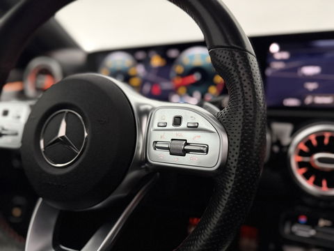 Mercedes-Benz CLA-Klasse 180 AMG | Pano | Virtual | Memory | Sfeer | Burmester | Stoelverw. | Cruise | Navi | Keyless | Trekh.