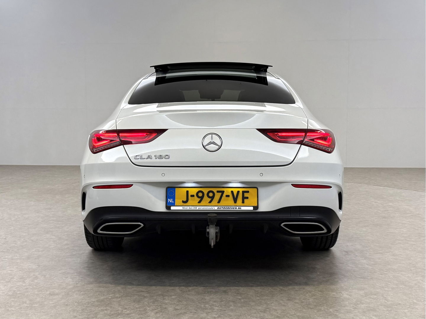 Mercedes-Benz CLA-Klasse 180 AMG | Pano | Virtual | Memory | Sfeer | Burmester | Stoelverw. | Cruise | Navi | Keyless | Trekh.